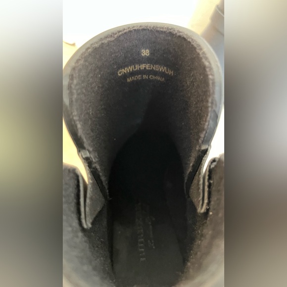 Burberry Rain Boots - Picture 3 of 4